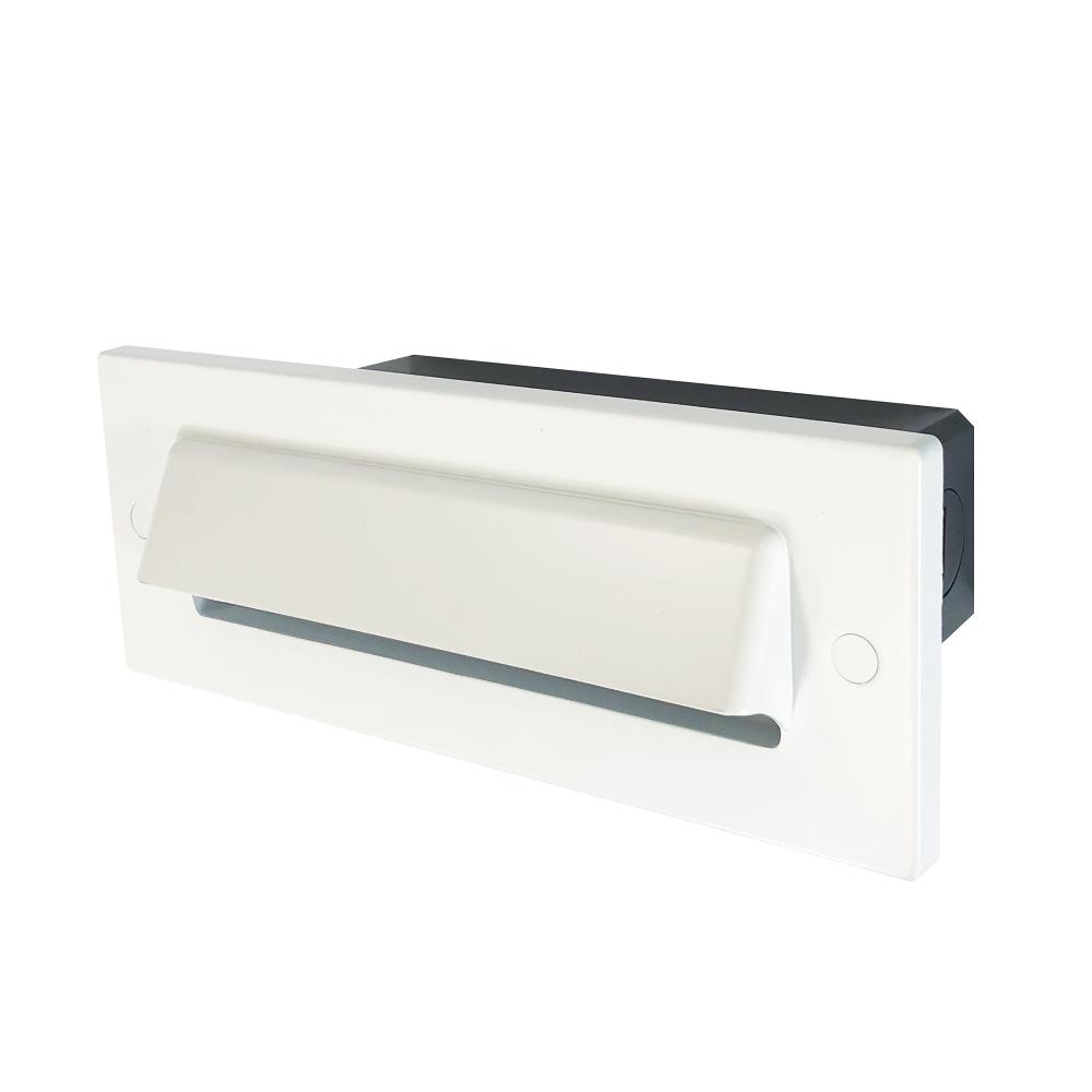 Brick Die-Cast LED Step Light w/ Horizontal Shroud Face Plate, 149lm, 4.6W, 3000K, White, 120V-277V,